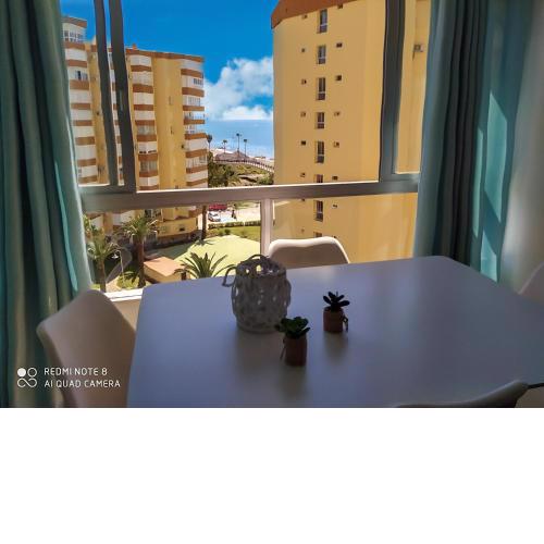 APARTAMENTO CON VISTAS AL MAR en Algarrobo Costa (La Axarquía), junto a Nerja