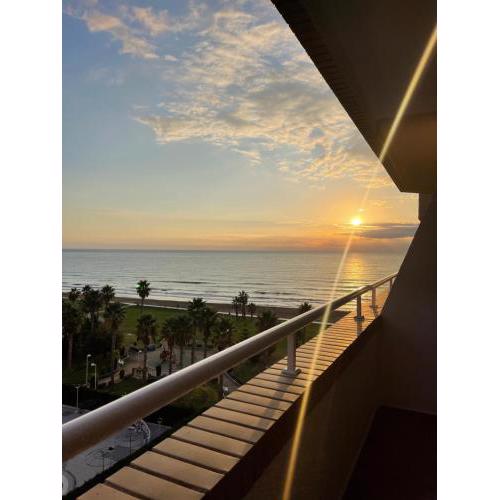 APARTAMENTO CON VISTAS AL MAR