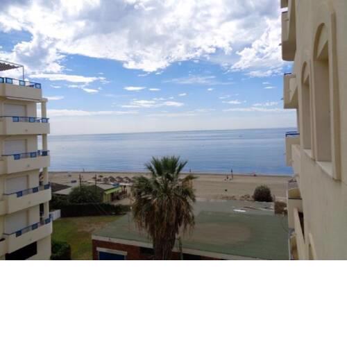 Apartamento con WiFi a pie de playa