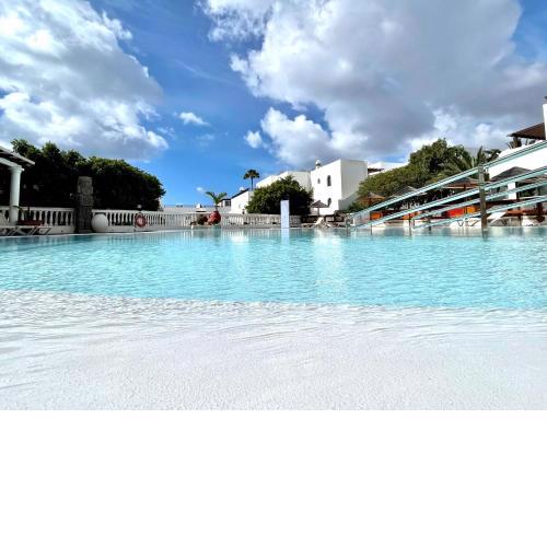 Apartamento con WiFi, cerca de playa Los Charcos