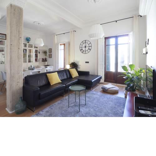 APARTAMENTO DE DISEÑO EN PLAZA MANISES con PARKING