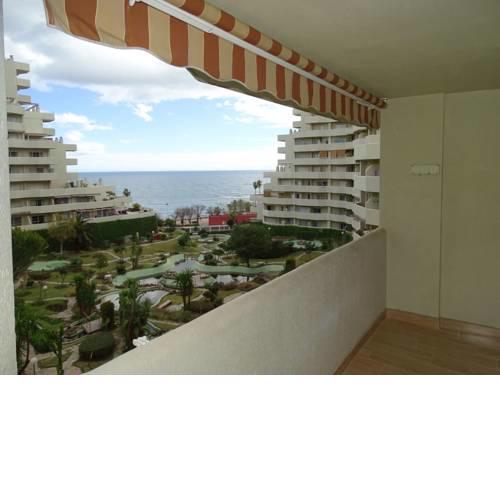 APARTAMENTO EN BENALBEACH