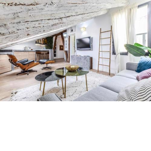 APARTAMENTO EN PLAZA MAYOR