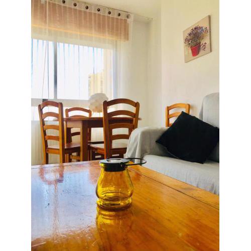 Apartamento luminoso con piscina
