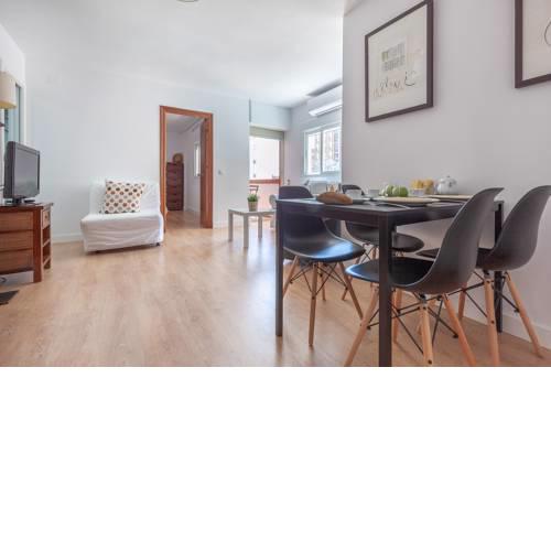 Apartamento luminoso y acogedor en Sevilla. A/C.