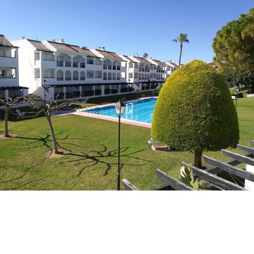 Apartamento para 4 personas con piscinas