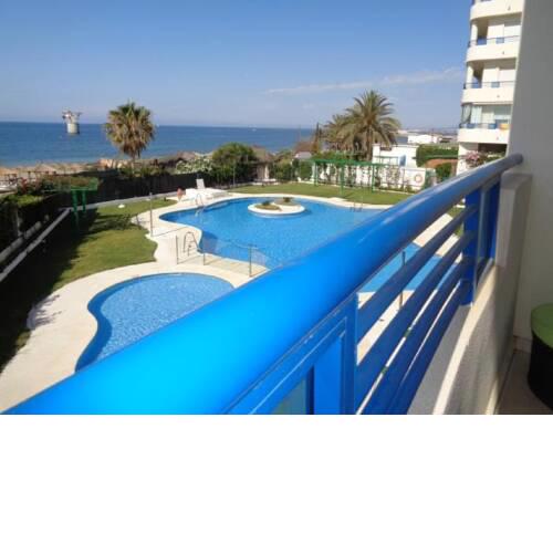 Apartamento penthouse frente al mar