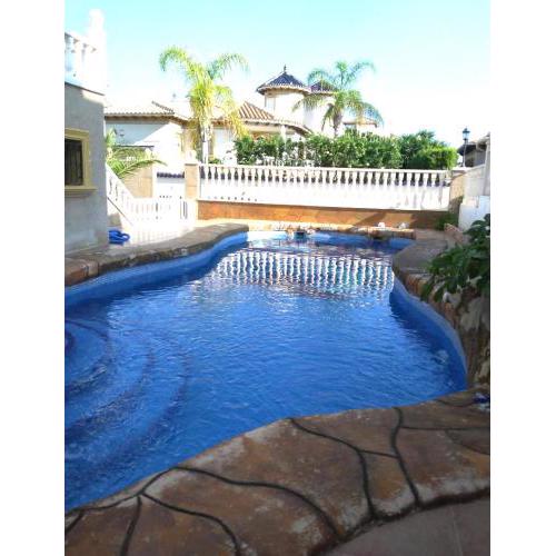 Apartamento piscina privada