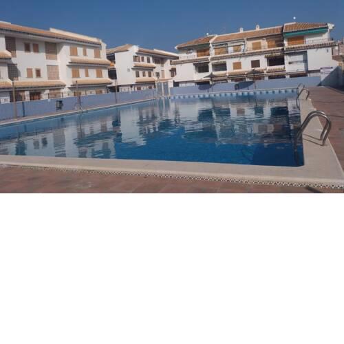 Apartamento Santa Pola, en Playa del Tamarit con piscina.