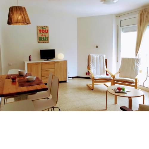 APARTAMENTOS AQUARIUM. 150 METROS PLAYA.