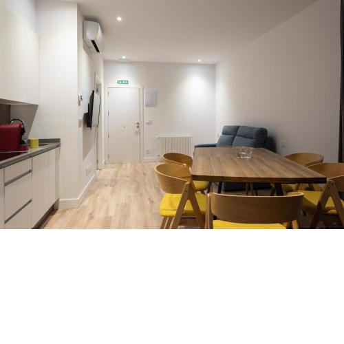 APARTAMENTOS ARRIET