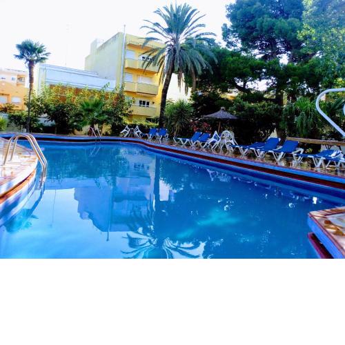 Apartamentos El Oasis