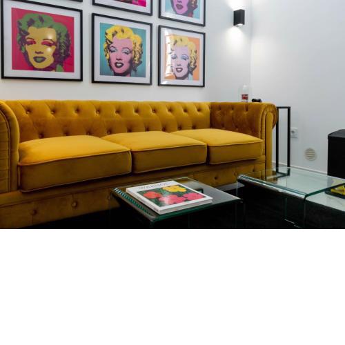 Apartamentos Élite - Warhol