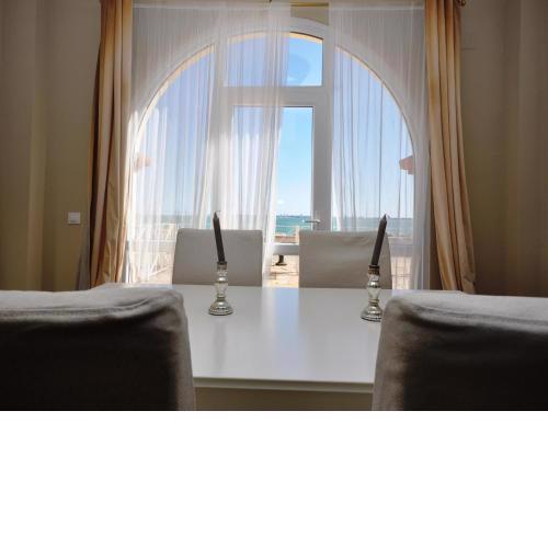 Apartamentos en puerto sherry junto al mar, solo para familias y parejas