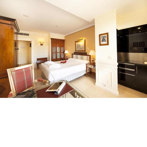 Apartamentos Guadalpin Boutique