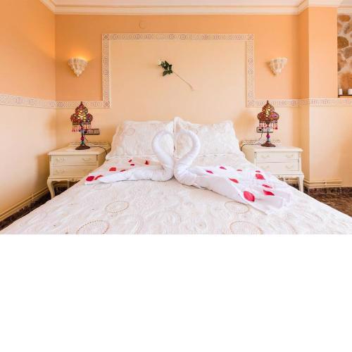 Apartamentos Iraizas Vivienda Rural Frente a Sierra Nevada