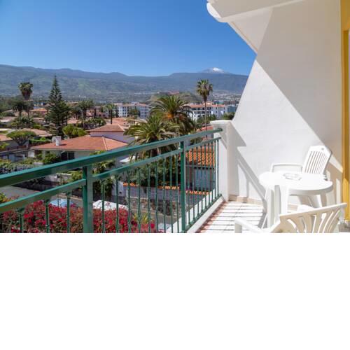 Apartamentos La Carabela