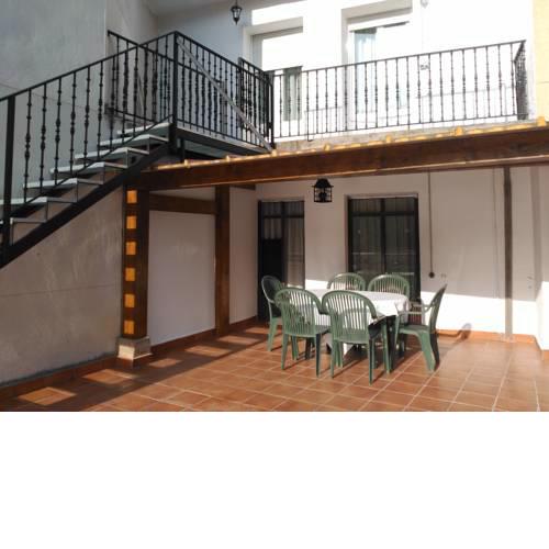 APARTAMENTOS LA CASONA DE EZCARAY CON TERRAZAS y PATIOS INDIVIDUALES