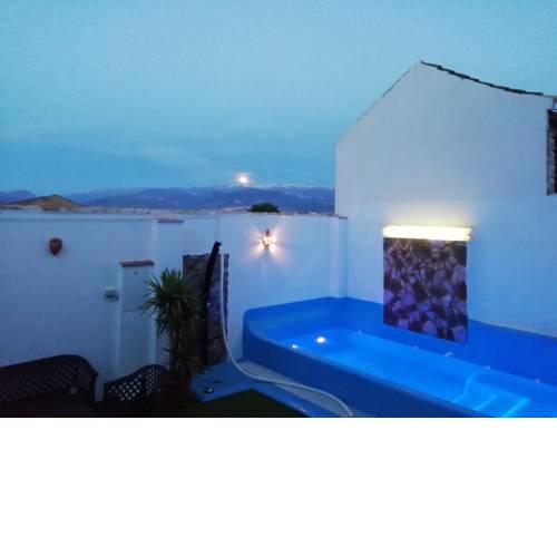 Apartamentos la Vega de Granada Piscina climatizada