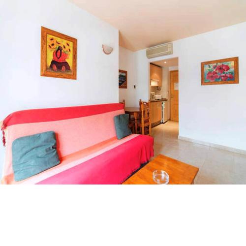 Apartamentos Vicenta Carihuela by Playa Miguel