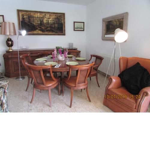 Apart.con piscina en Sitges zona residencial