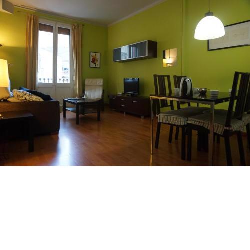 ApartEasy - Montjuïc & Fira