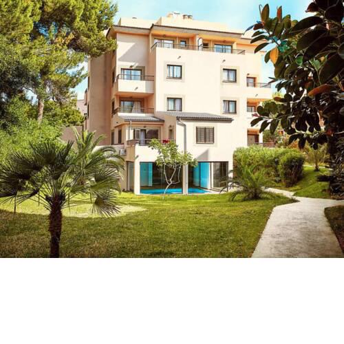 Aparthotel Cala Guya