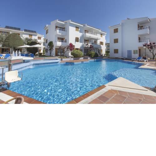 Aparthotel Flora