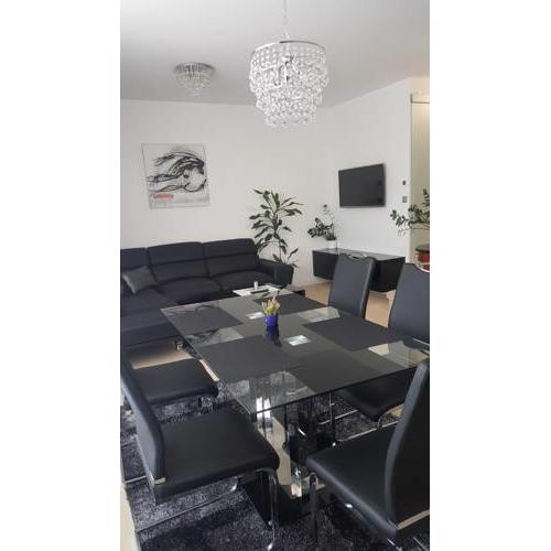 Apartma INE