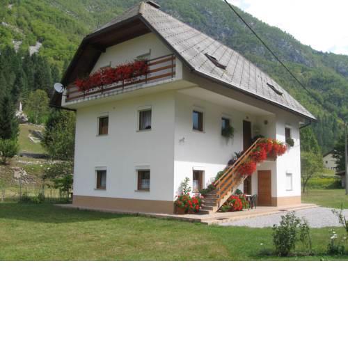 Apartma pod Rožem