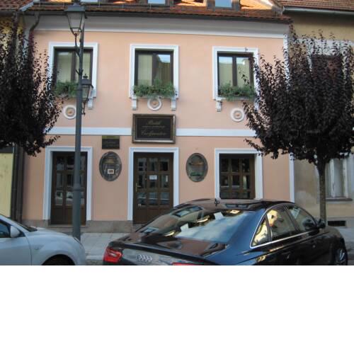 Apartma pri Gradu