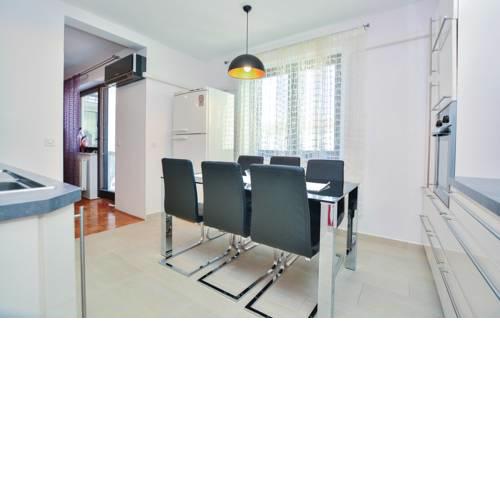 Apartma Puhec