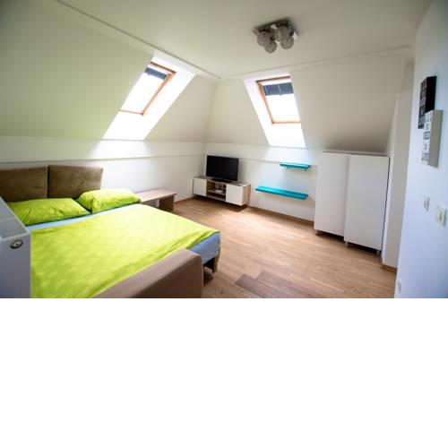 Apartmaji Agenija