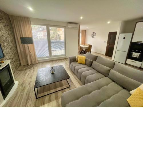 Apartman De lux 85m2