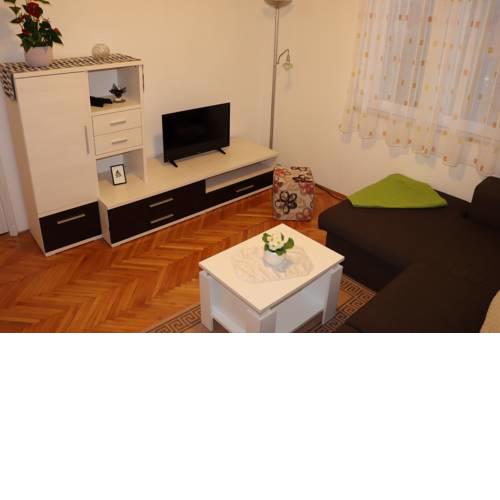 Apartman Dora