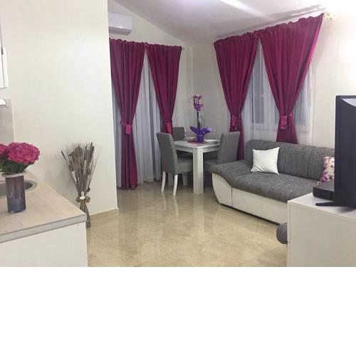 Apartman Pink