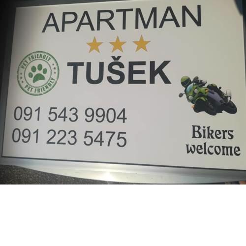apartman tušek