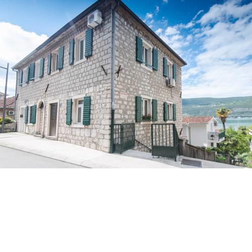 Apartmani Čerović