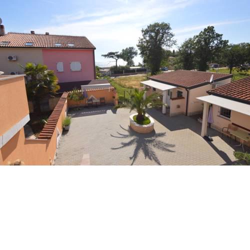 Apartmani Dekovic Materada