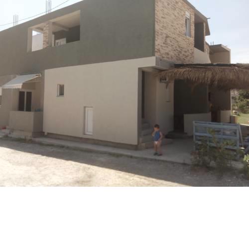 Apartmani Holiday Sutomore