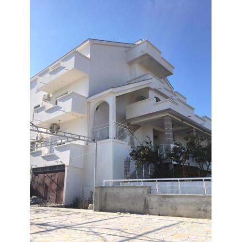 Apartmants Hillside