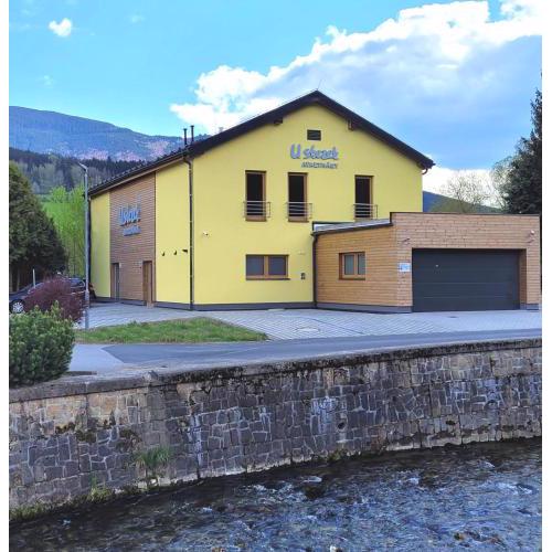 Apartmány U stezek