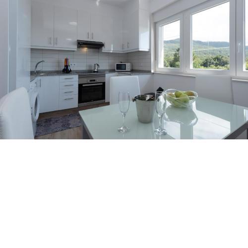 Apartment - 2 Bedrooms - 60212