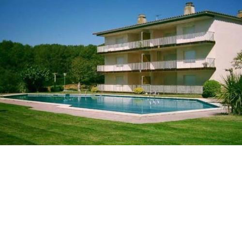 Apartment - 2 Bedrooms with Pool young people group not allowed - 04845