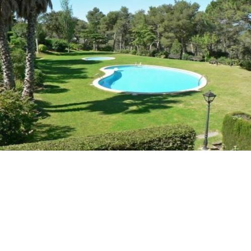 Apartment - 3 Bedrooms with Pool and WiFi young people group not allowed - 04745