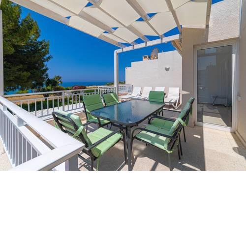 Apartment 14 in Coral Bay