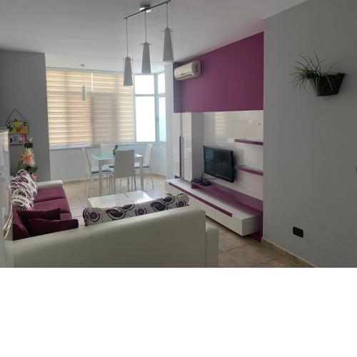 Apartment 50m Away From The Beach