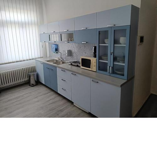 Apartment 6