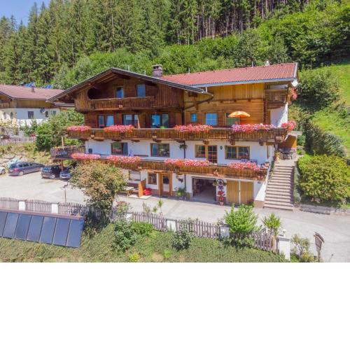 Apartment Alpin-2 by Interhome