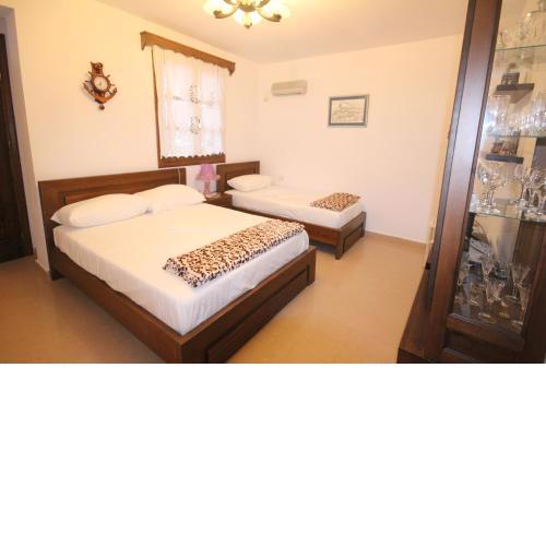 Apartment Altin in old town